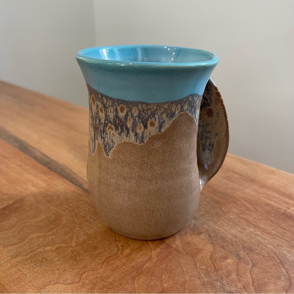 Neher Clay In Motion Pottery RIGHT HAND Warmer Mug Signed 2019 Turquoise Sand